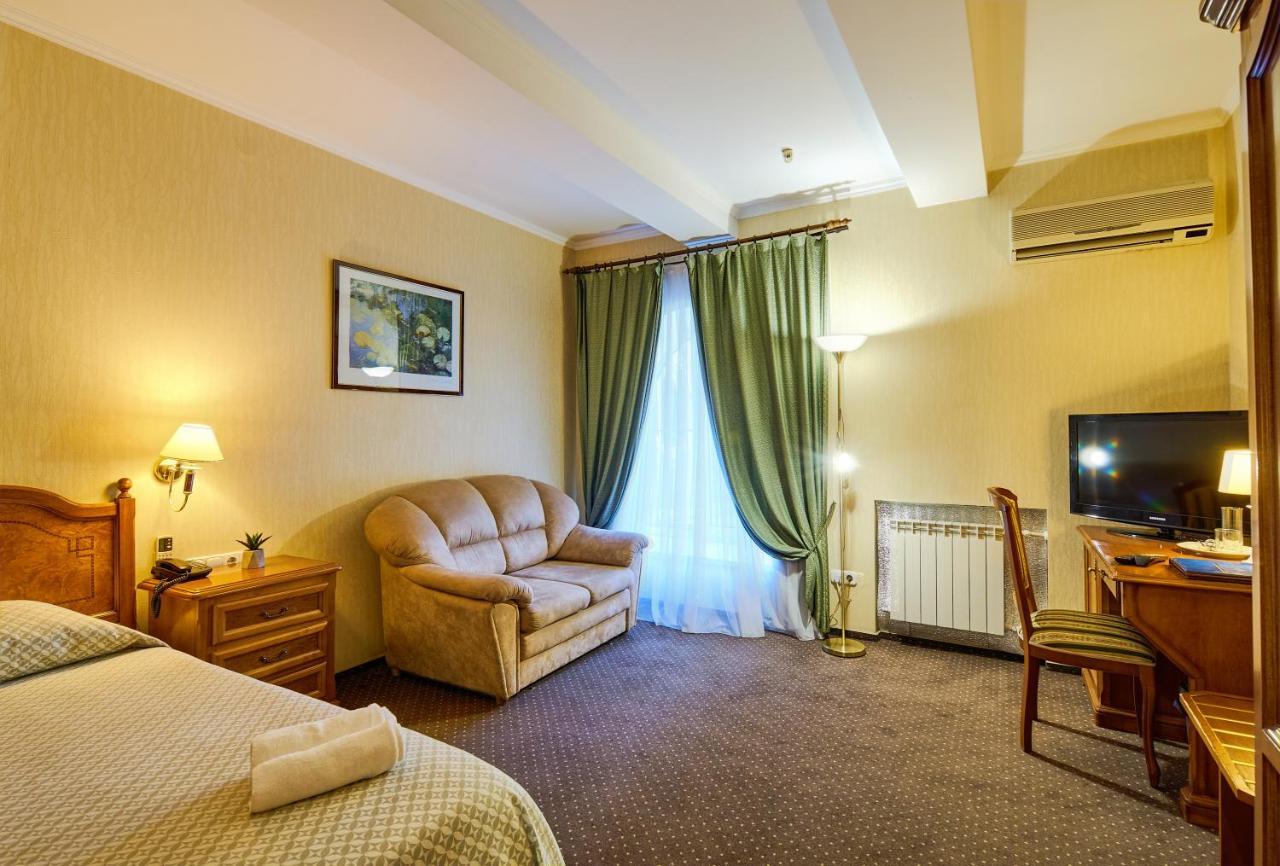 Art Academy Hotel Dniepropietrowsk