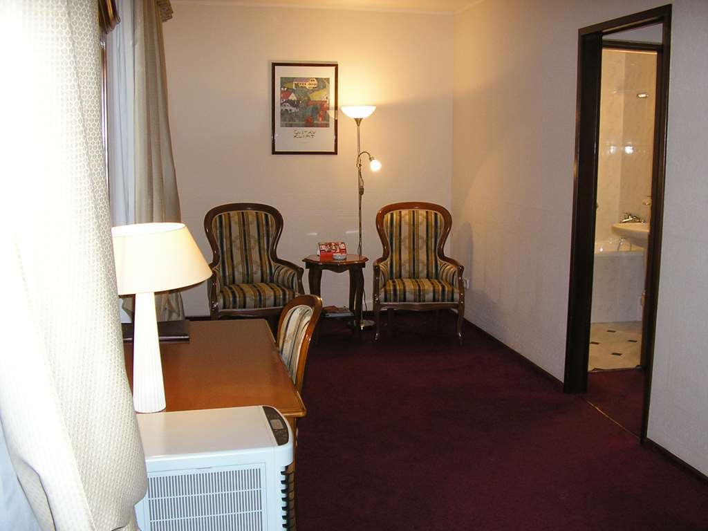 Art Academy Hotel Dniepropietrowsk