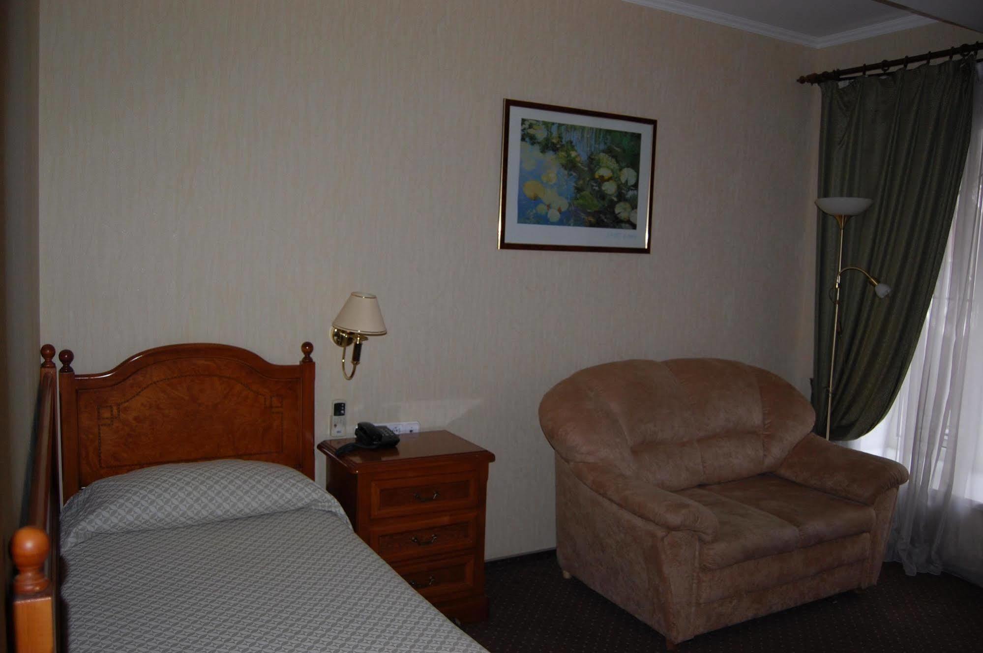 Art Academy Hotel 4*